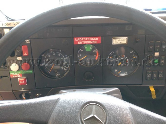 1 Mercedes Benz SK 1124AF LF16 Ziegler Feuerwehr – foto 13 – kavel bij Zoll-Auktion, Celle