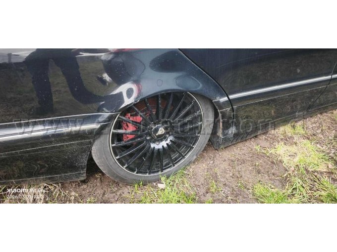 Seitenwand hinten rechts