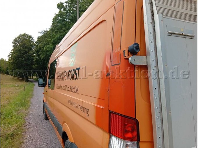 Schaden am Heck des Fahrzeuges