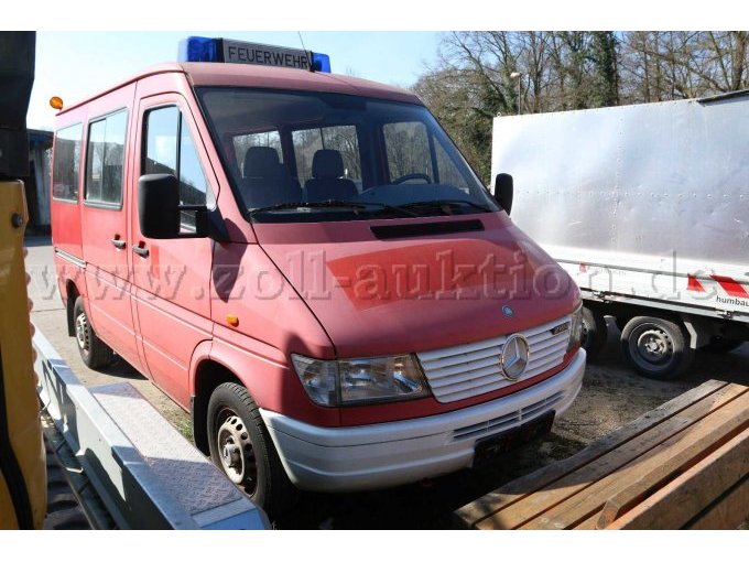 Fahrzeug Beifahrerseite Front