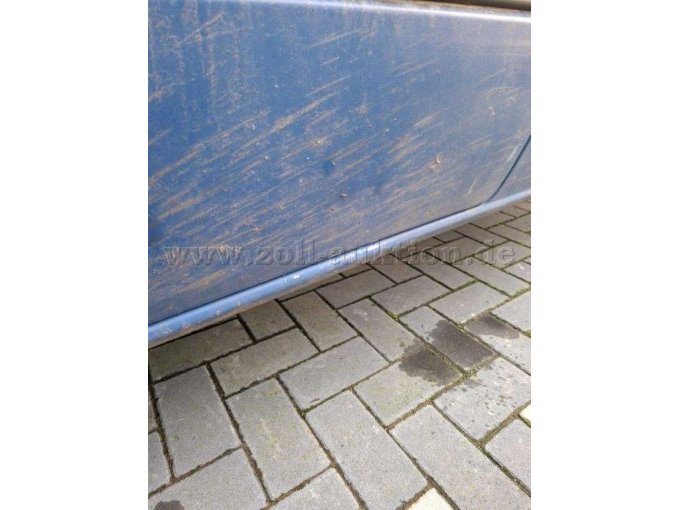 Lackschaden Einstieg vorne links