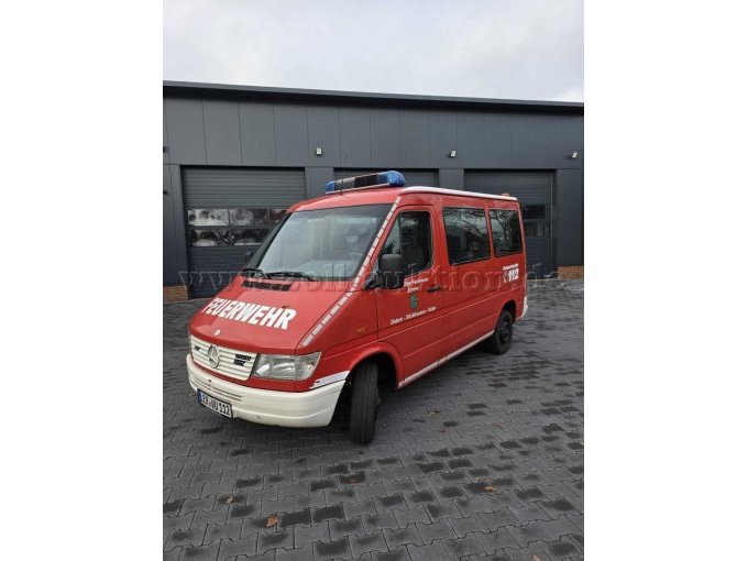 Schrägansicht front Fahrerseite