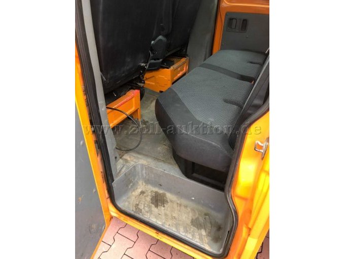 Innenraum hinten Fahrerseite