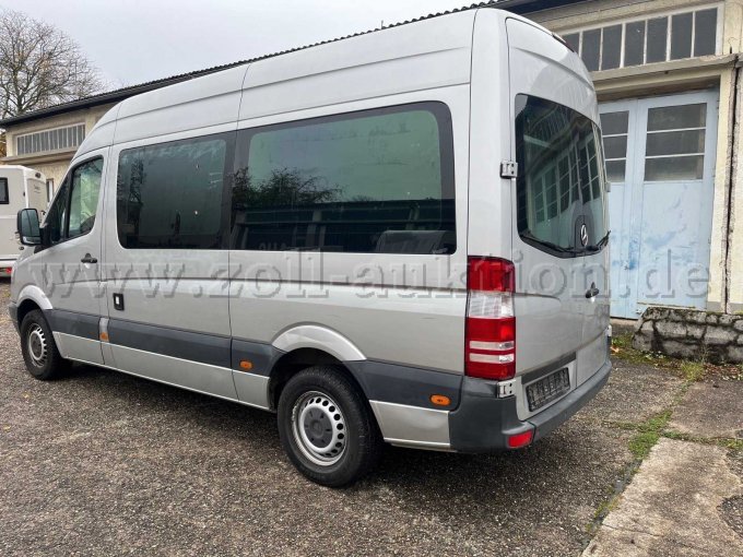 Fahrzeug hinten links