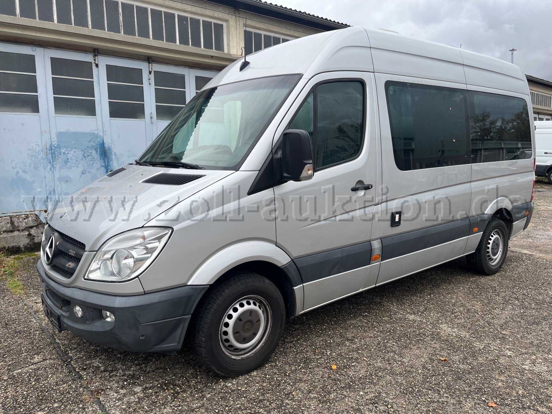 Fahrzeug vorne links