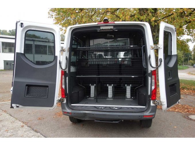 1 Mercedes Benz, Sprinter 316 CDI, Fahrzeug bedingt fahrbereit (Unfallschaden) – foto 12 – kavel bij Zoll-Auktion, Göppingen