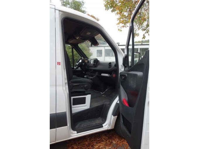 1 Mercedes Benz, Sprinter 316 CDI, Fahrzeug bedingt fahrbereit (Unfallschaden) – foto 14 – kavel bij Zoll-Auktion, Göppingen