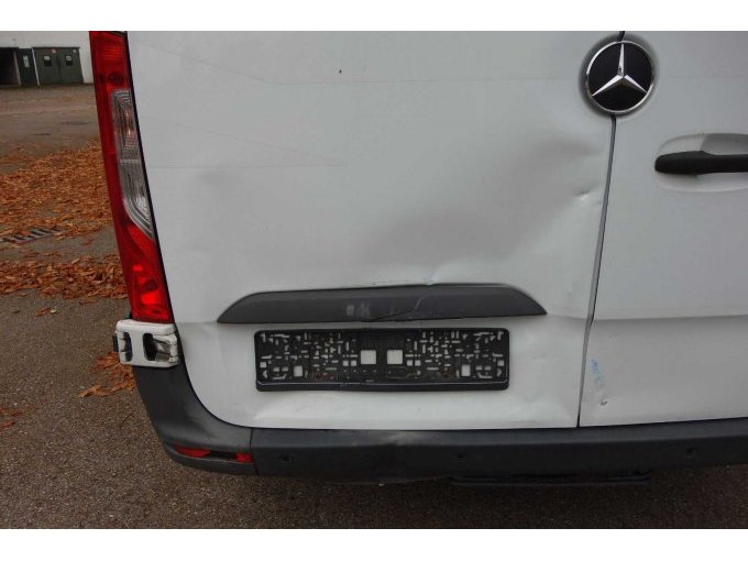 1 Mercedes Benz, Sprinter 316 CDI, Fahrzeug bedingt fahrbereit (Unfallschaden) – foto 19 – kavel bij Zoll-Auktion, Göppingen