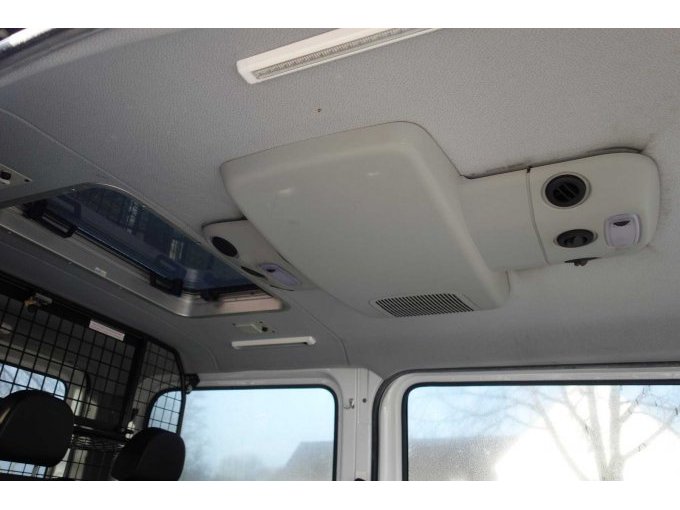 Klimaanlage + Dachluke im Fond