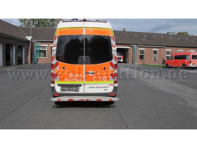 1 Mercedes Benz Sprinter (316 CDI) MZF-011 Mehrzweckfahrzeug – foto 6 – kavel bij Zoll-Auktion, Düsseldorf