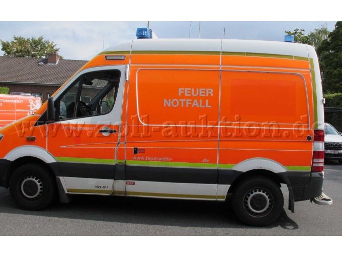 1 Mercedes Benz Sprinter (316 CDI) MZF-011 Mehrzweckfahrzeug – foto 9 – kavel bij Zoll-Auktion, Düsseldorf