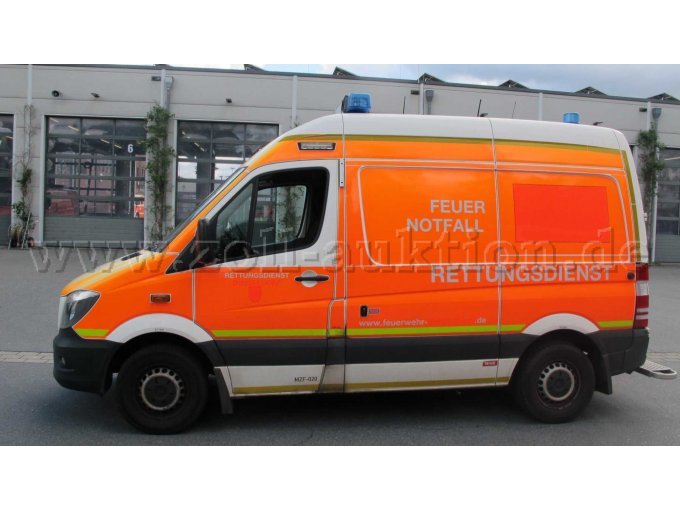 1 Mercedes Benz Sprinter (316 CDI) MZF-020 Mehrzweckfahrzeug – foto 6 – kavel bij Zoll-Auktion, Düsseldorf