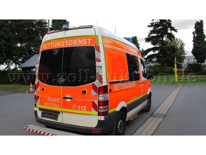 1 Mercedes Benz Sprinter (316 CDI) MZF-020 Mehrzweckfahrzeug – foto 4 – kavel bij Zoll-Auktion, Düsseldorf
