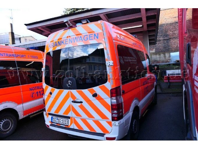 Heck- und Seitenansicht rechts