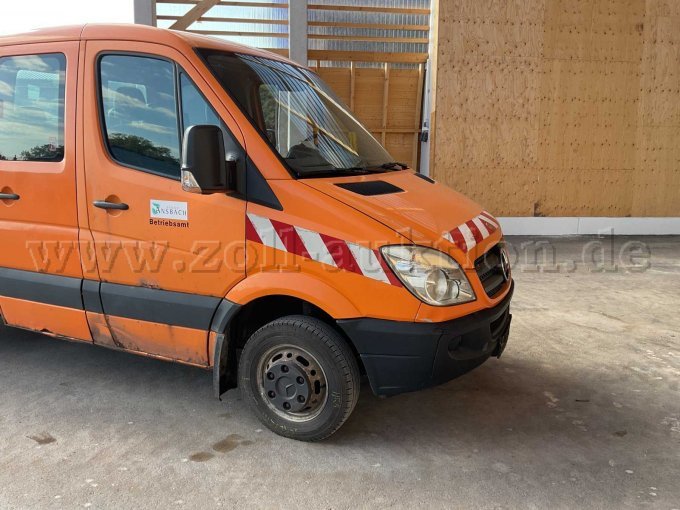 1 Mercedes Benz Sprinter 511 (Doka 3-Seiten Kipper) – foto 7 – kavel bij Zoll-Auktion, Ansbach