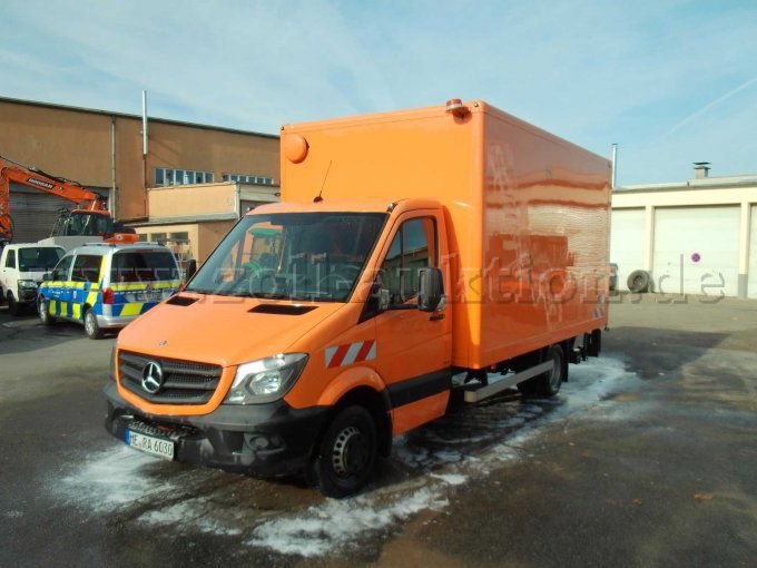 Fahrerseite seitlich