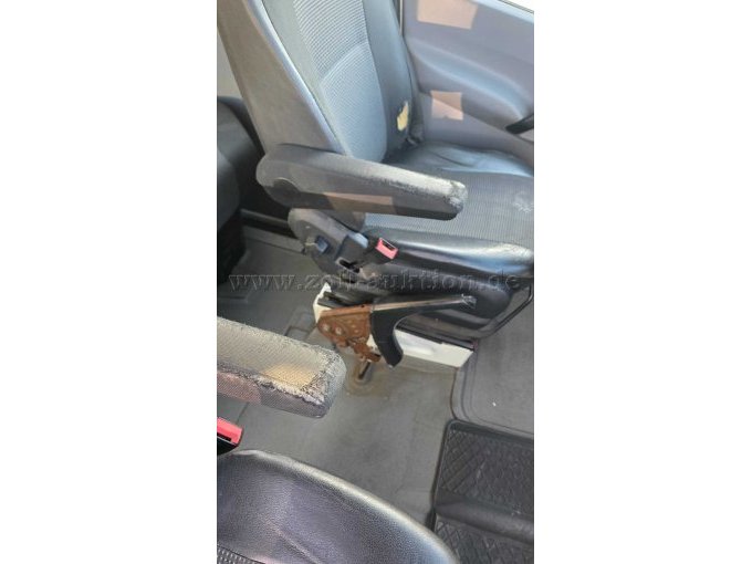 1 Mercedes Benz Sprinter 906BA50 LKW Kipper offener Kasten Bj. 08/2012 – foto 9 – kavel bij Zoll-Auktion, Attendorn