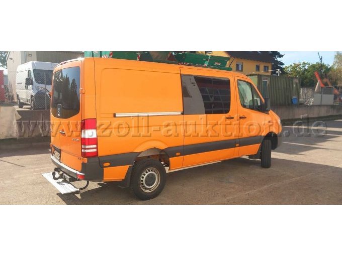 1 Mercedes Benz Sprinter 906 BB36 4x4 – foto 7 – kavel bij Zoll-Auktion, Freiburg im Breisgau