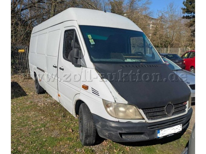 Mercedes Benz W909 Beifahrerseite