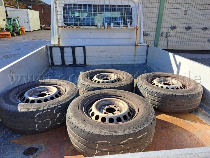 Pritsche + Sommerräder