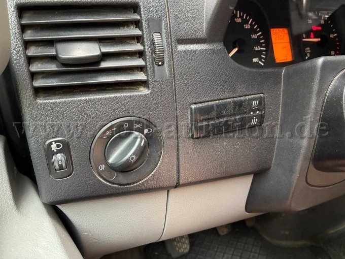 1 Mercedes-Benz Sprinter II bestelwagen 316 CDI 4x4 – foto 8 – kavel bij Zoll-Auktion, Am Ettersberg