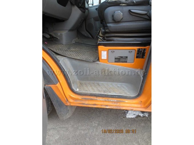 Eintritt Fahrerseite