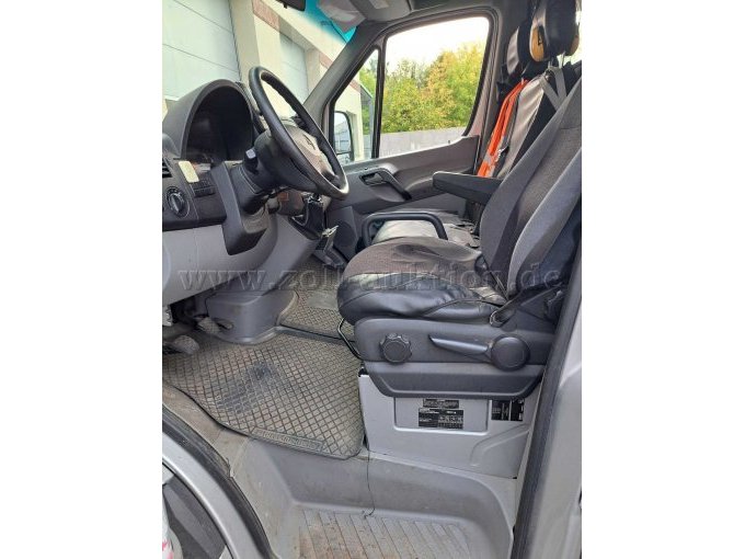 1 Mercedes Benz Sprinter Kasten Hochdach Werkstattwagen – foto 9 – kavel bij Zoll-Auktion, Stahnsdorf