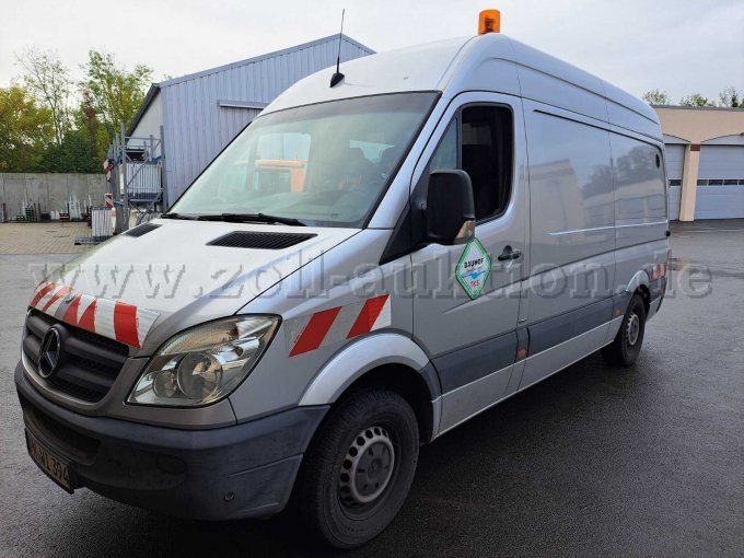 1 Mercedes Benz Sprinter Kasten Hochdach Werkstattwagen – foto 3 – kavel bij Zoll-Auktion, Stahnsdorf