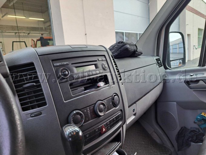 1 Mercedes Benz Sprinter Kasten Hochdach Werkstattwagen – foto 8 – kavel bij Zoll-Auktion, Stahnsdorf