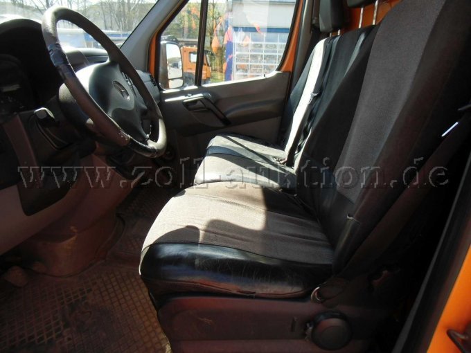 Sitze mit Schonbezügen