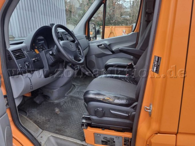 Innenraum Fahrerseite