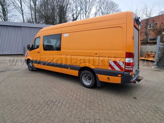 Seitenansicht links hinten