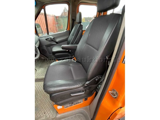 1 Mercedes - Benz Sprinter mit Ladefläche und Doppelkabine – foto 5 – kavel bij Zoll-Auktion, Wittmund