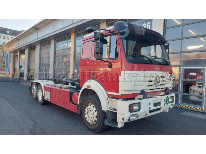 1 Mercedes Benz Typ 1838L Sonder Kfz Feuerwehr Wechselladerfahrzeug – foto 2 – kavel bij Zoll-Auktion, Darmstadt