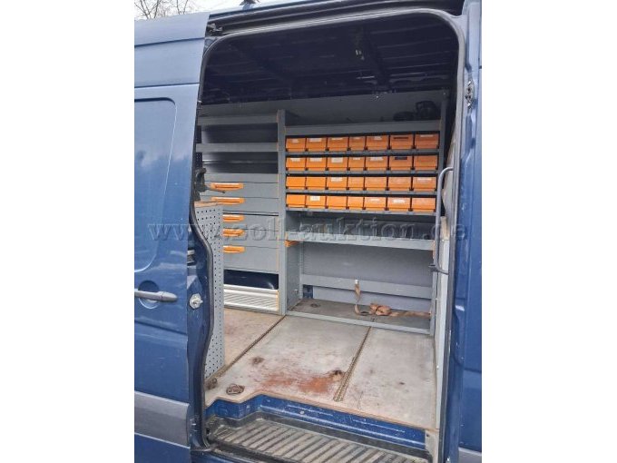 Innenraum - rechte Heckklappe geöffnet