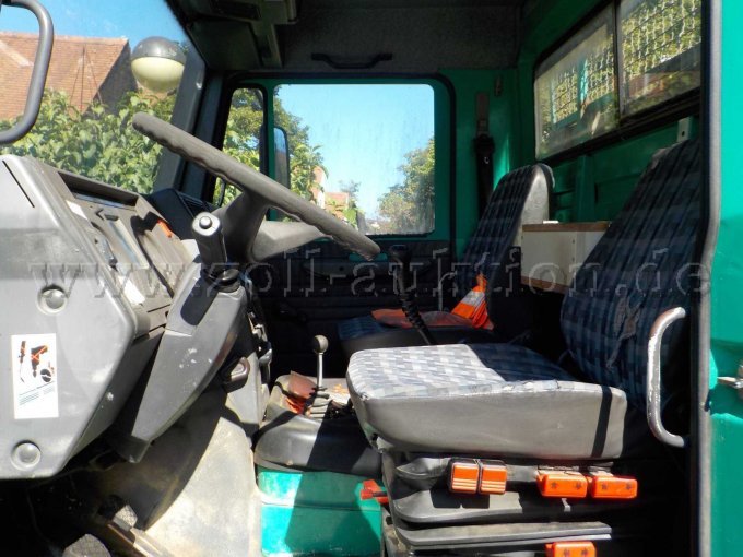 1 Mercedes-Benz Unimog U130 (418/50) oldtimer / moet worden gerestaureerd – foto 8 – kavel bij Zoll-Auktion, Veitshöchheim