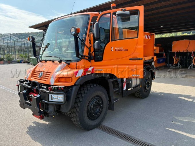 U400 Fahrerseite vorn