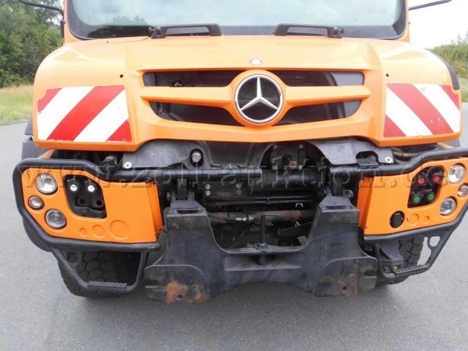 Frontanbau mit Zapfwelle