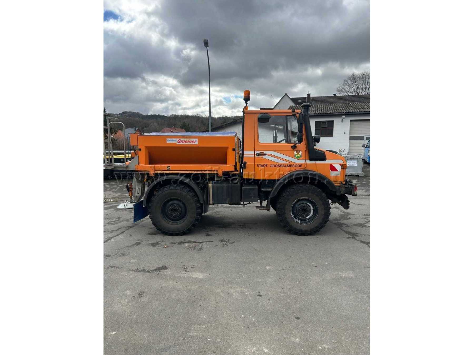 Unimog Seite