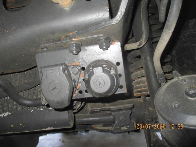 Anhängersteckdose 12 V 13 pol. ABS Steckdose