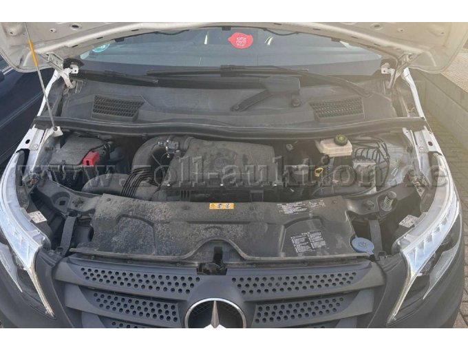 Motorraum MB Vito