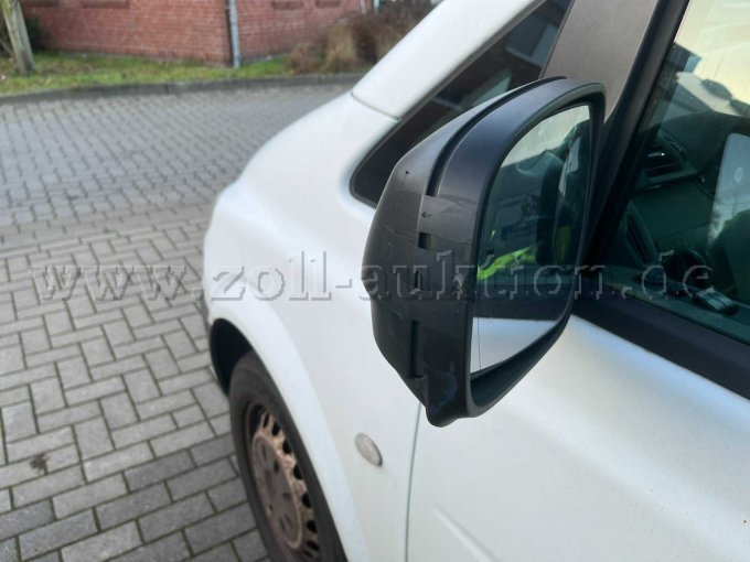 Spiegel Fahrerseite defekt