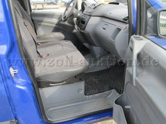 MB Vito 109 CDI- innen Beifahrerseite