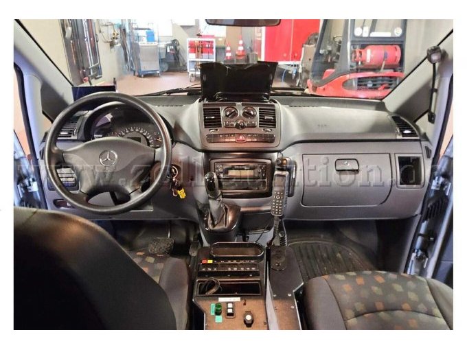 1 Mercedes-Benz Vito 111 CDI – foto 4 – kavel bij Zoll-Auktion, Buseck