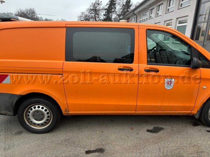 Seite rechts (Steinschläge)