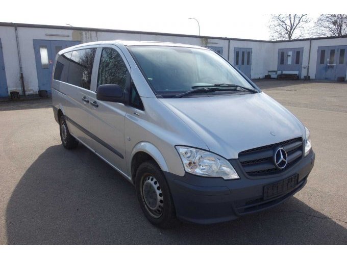 Front-/Seitenansicht rechts