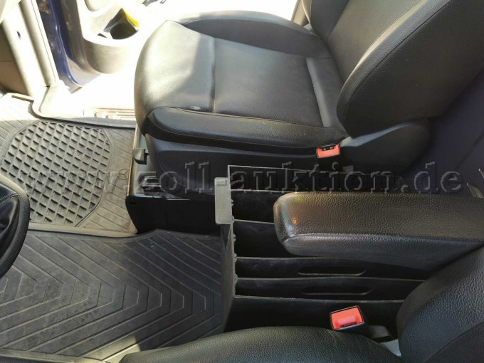 1 Mercedes Benz Vito 116 CDI Kastenwagen, geschlossener Kasten – foto 12 – kavel bij Zoll-Auktion, Salzwedel, Hansestadt