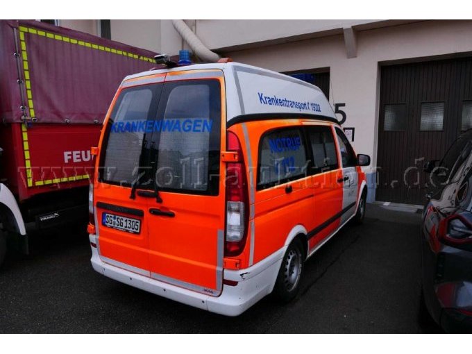 Heck- und Seitenansicht rechts