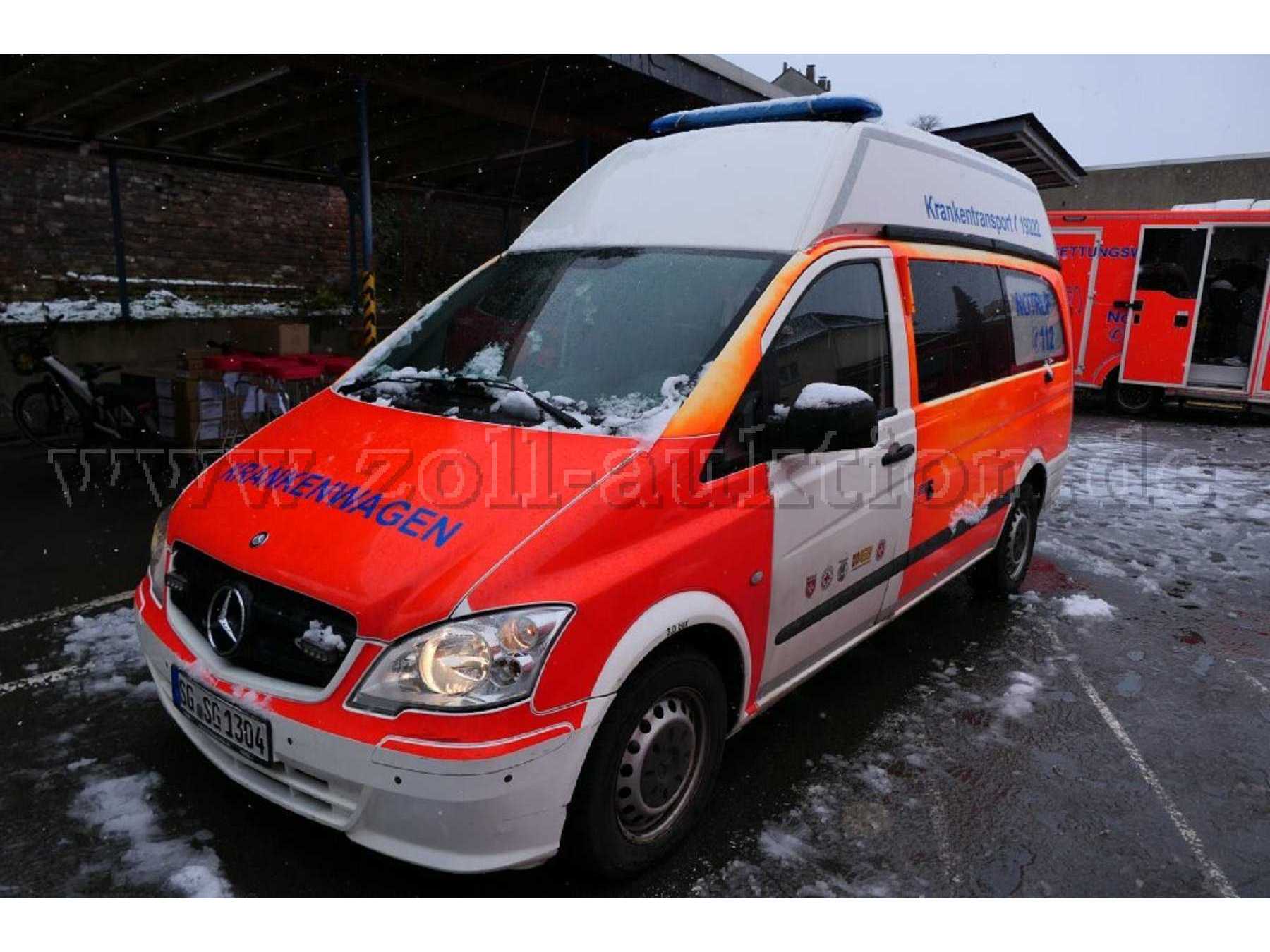 Front- und Seitenansicht links