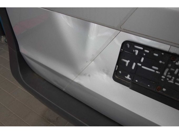 Beschädigung Heckdeckel